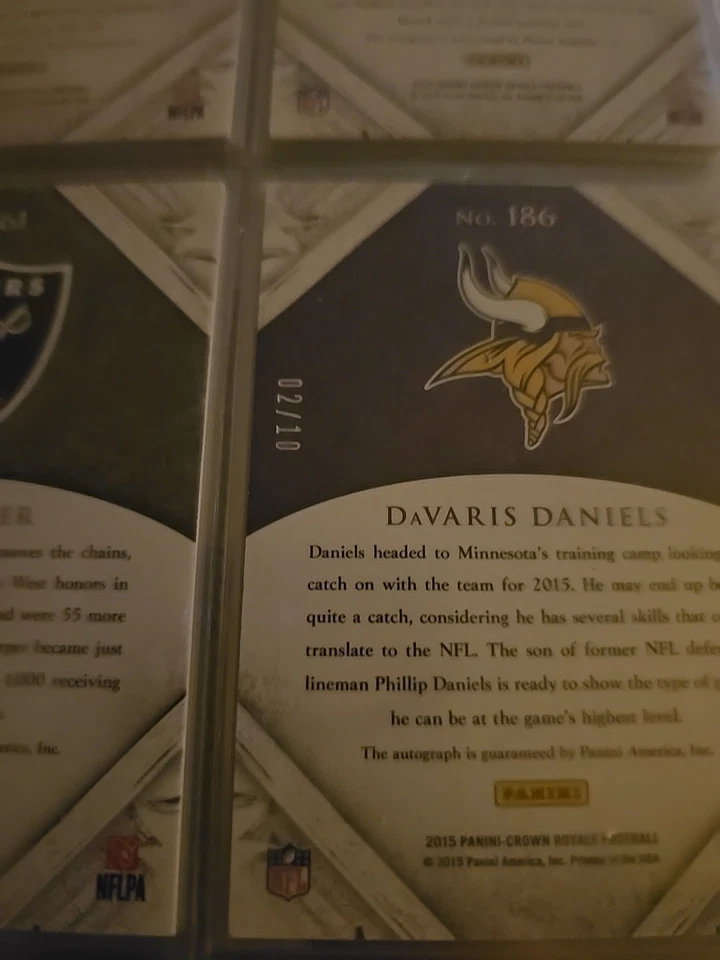 2015 Panini Crown Royale #186 DaVaris Daniels Auto #2/10 SSP MINT Vikings  - Image 3 of 3
