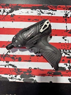 M12 12V  BLACKOUT Compact Drill Driver Kit   1/4'' Hex, LED, 175 in-lbs Torque