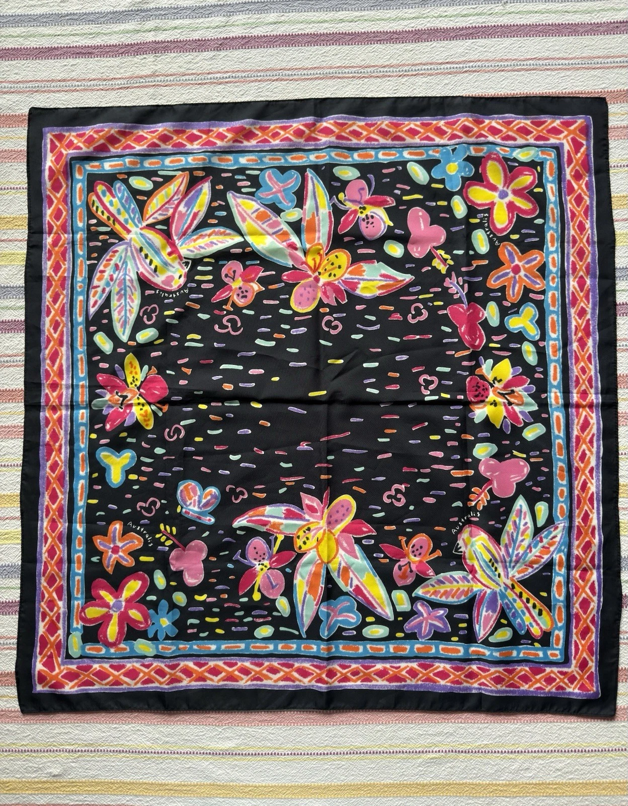 Vintage Australis Vibrant Floral Square Scarf 27” x 27”
Opens in a new window or tab