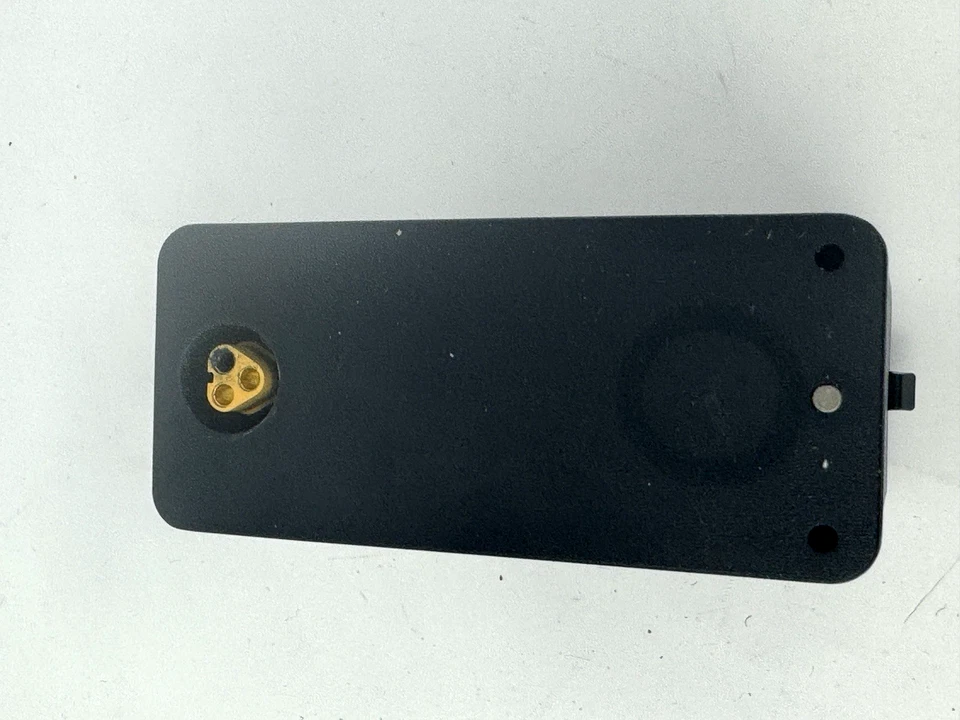 Chauvet DJ Freedom Flex H9 IP Battery Only - Image 3 of 4