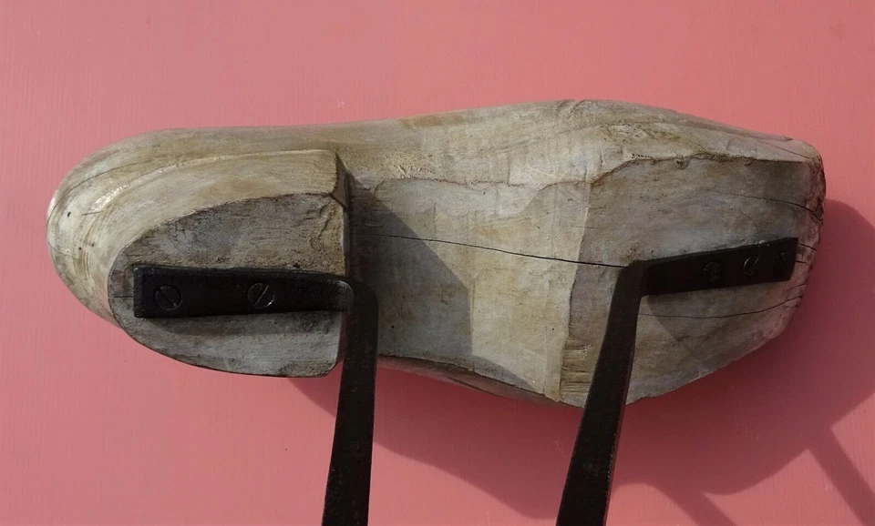 ancienne enseigne de sabotier - sabot - Photo 4/4