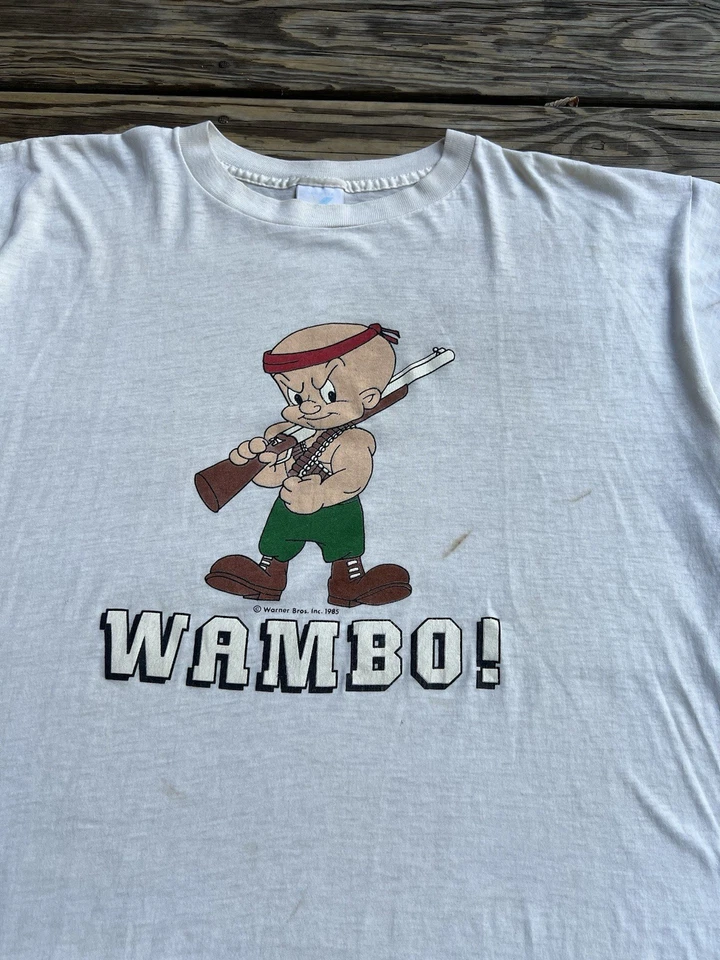 复古 80 年代 Rambo “Wambo” T 恤 1985 Looney Tunes Elmer Fudd 尺寸 L 模仿白色 — 第 2/4 张图片