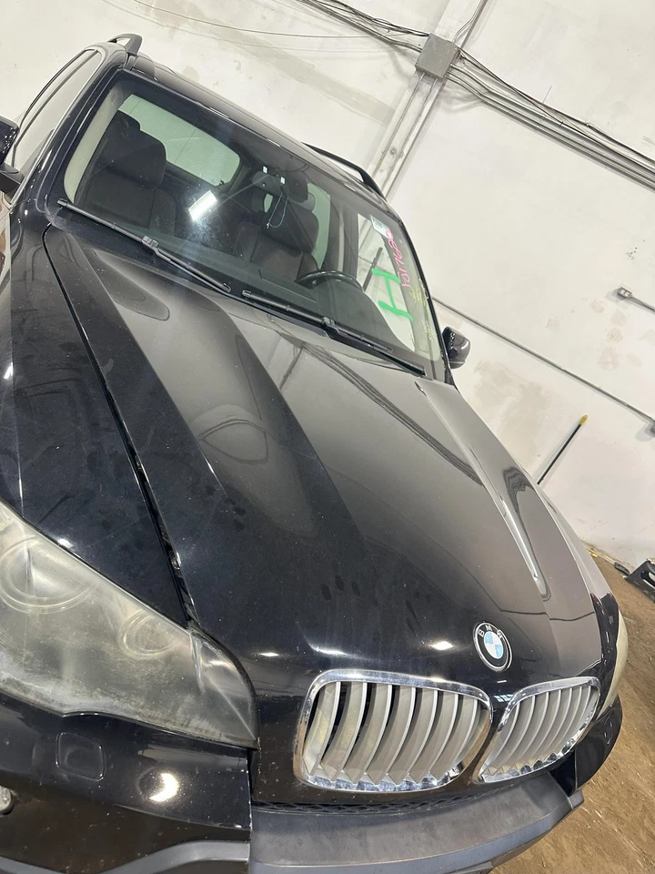 Used Hood fits: 2008 Bmw X5 titanium grilles Grade A Foto 2 de 4