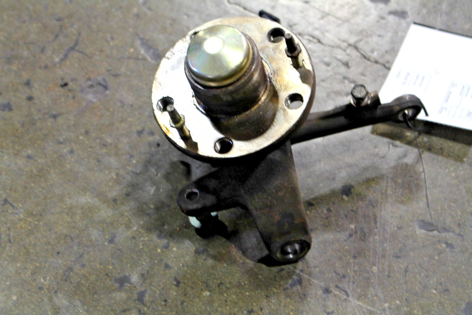 Ferrari 308, RH, Right, Front Spindle Knuckle w/ Hub, Used, P/N 115964, 115966