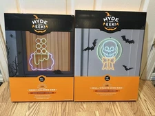Hyde & EEK! Boutique LED Cauldron & Skull Wreath Neon Signs (NIB)