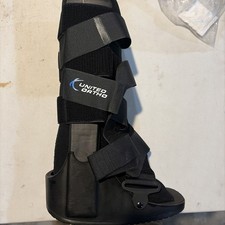 United Ortho Cam Walker Fracture Boot, Medium, Black