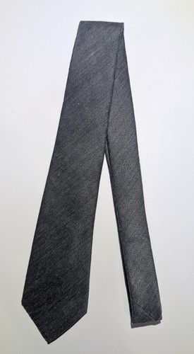 BANANA REPUBLIC Mens Tie Gray Silk Blend - Picture 2 of 10