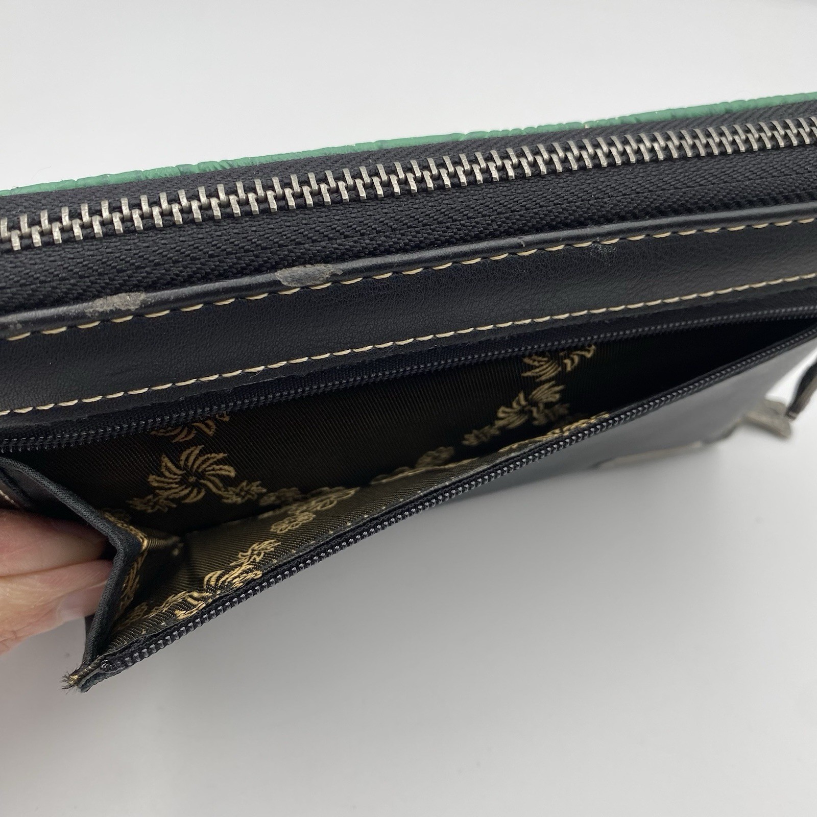 Trinity Ranch Tooled Collection Wallet Green Faux… - image 5