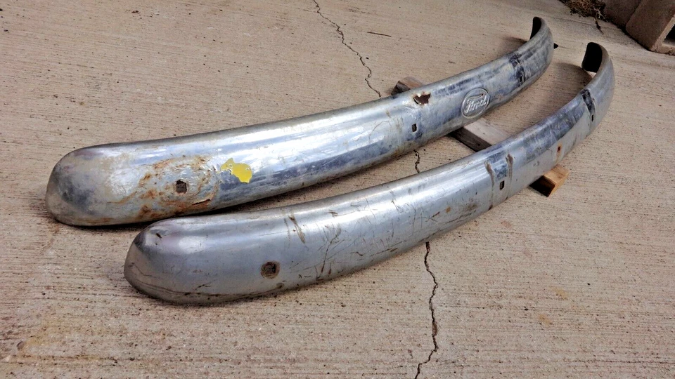 Parachoques delantero/trasero Ford 1942 1946 par original script trasero '42-48 entrega Foto 2 de 4