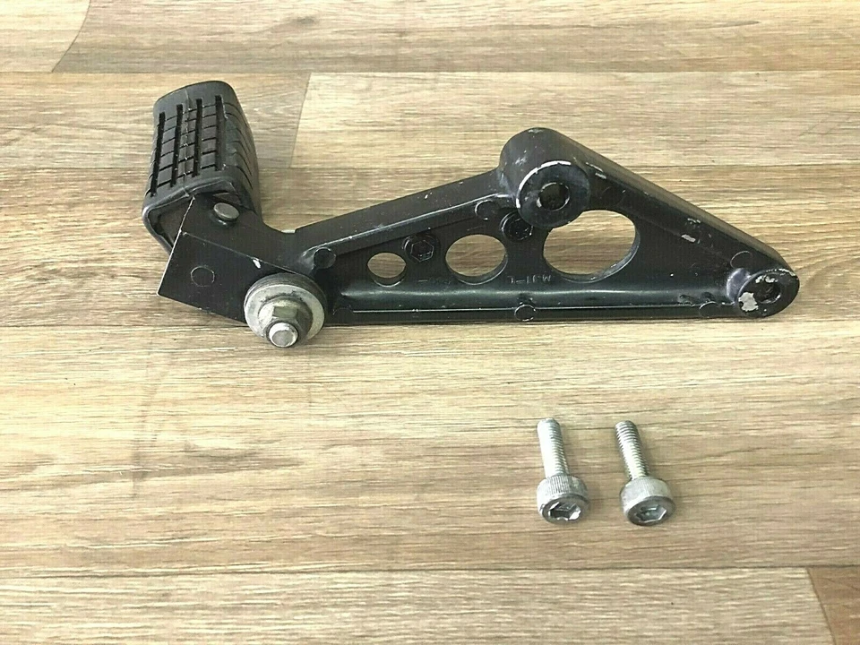 84 85 Honda Nighthawk CB700SC reposapiés trasero izquierdo pasajero reposapiés 50621-MJ1-000 Foto 3 de 4