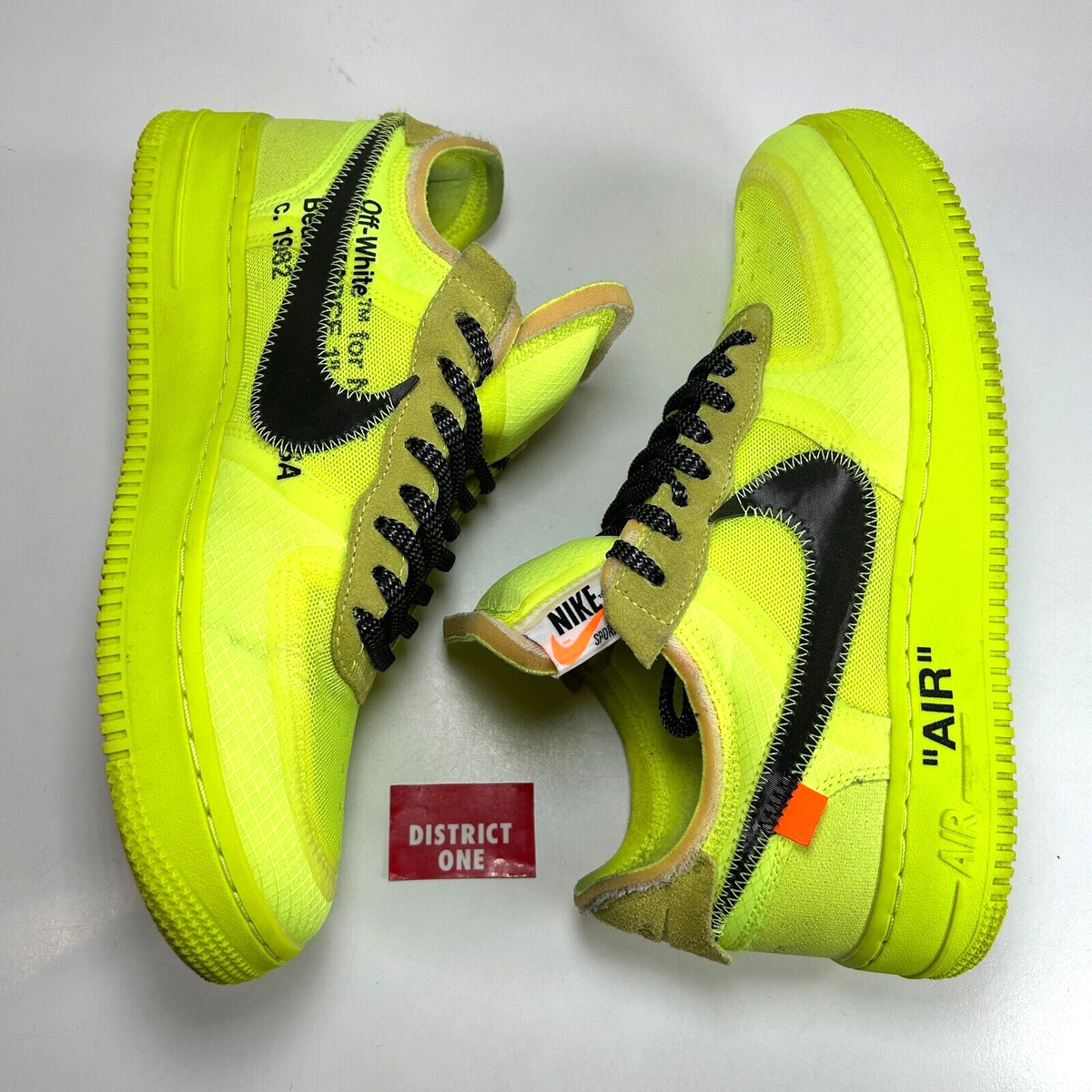 Off White x Nike Air Force 1 Low Volt - Size 8.5 - AO4606 Off White x Nike Air Force 1 Low Volt - Size 8.5 - AO4606