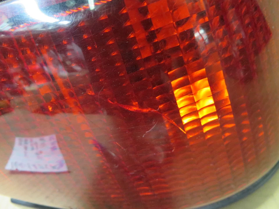 MERCURY TRACER 4 puertas SEDÁN 91-93 FORD ESCORT 4 puertas sedán 92-93 luz trasera pasajero Foto 3 de 4