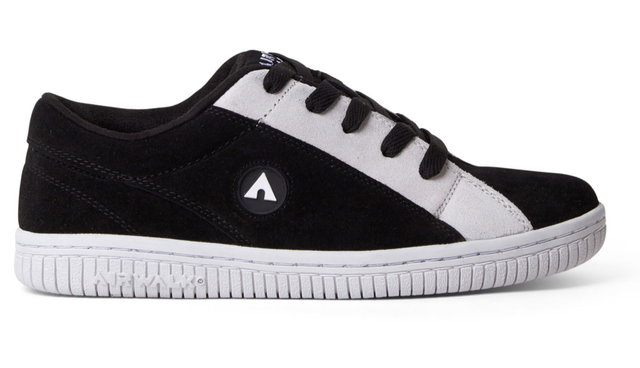 airwalk shoes black and white