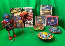 Tin Toys SPACEMAN, ALIEN & FLYING SAUCERS Wind UP Toys from SCHYLLING & WELBY