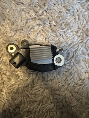 2014 Chevrolet Suburban Alternator Voltage Regulator