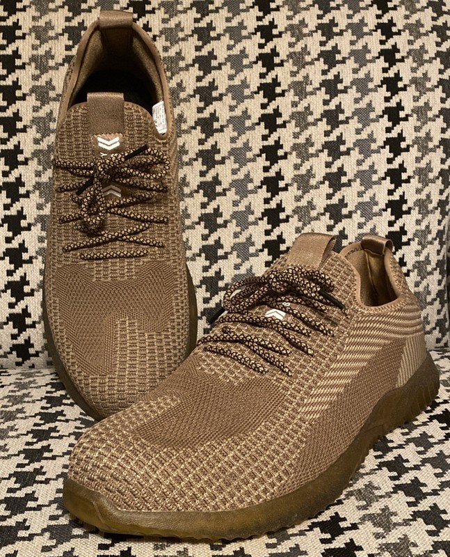 Men’s Sz 12.5 Furuian Waterproof Sneaker Style Steel Toe Brown Safety Shoes NEW!
