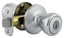 Kwikset 94002-870 Tylo Keyed Entry Knob with Smartkey Security In Satin Chrome