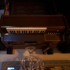 Brown Electric Organ Console Keyboard with Controls, 37 Keys