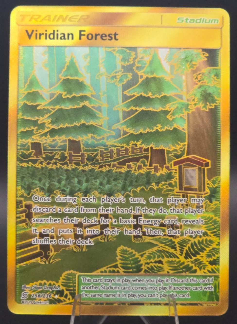 Pokemon S&M Unified Minds Viridian Forest 256/236 Gold Secret Rare NM