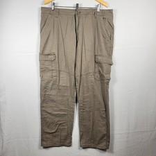Wrangler Relaxed Fit Cargo Pants Khaki Men  s Size 40x30 29 Cotton Stretch