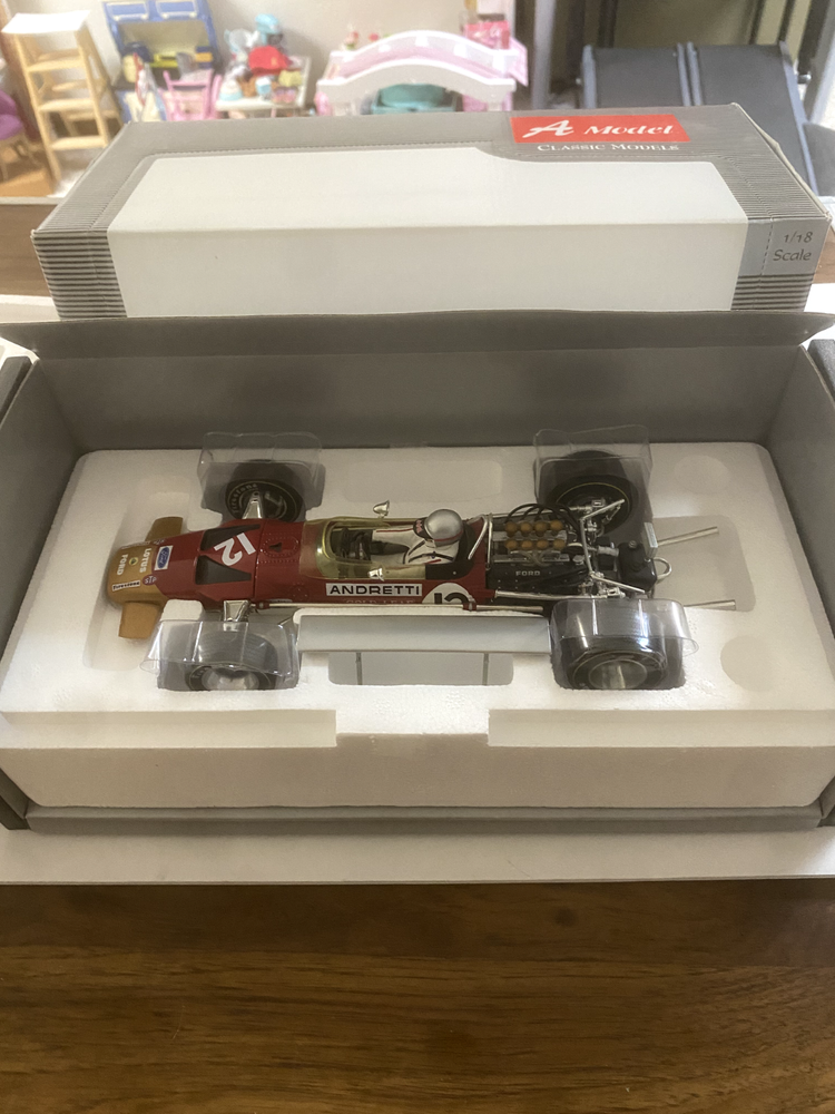 Mario Andretti #12 Lotus 49B F1 Winged Diecast Model 1:18 Scale with Display Case