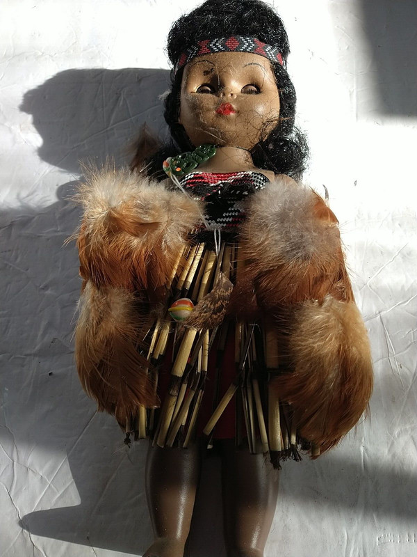 COLLECTIBLE (1988) MAORI DOLL New Zealand  Authentic Souvenir With Box (Crawford