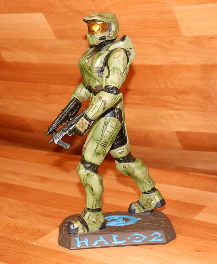 Halo 2 Master Chief Statue / Figure Muckle Oxmox Xbox