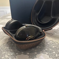 Focal Stelliance (stellia Drivers / Radiance Chassis) Closed-back Headphones