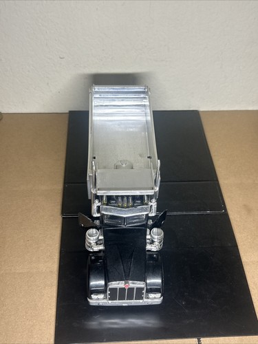 1/32 Scale Diecast Dump Truck Kenworth W900 NEW RAY Custom - Picture 4 of 13