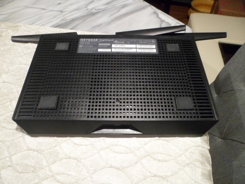 Netgear Nighthawk AC1900 DST Router R7300 - Picture 4 of 5