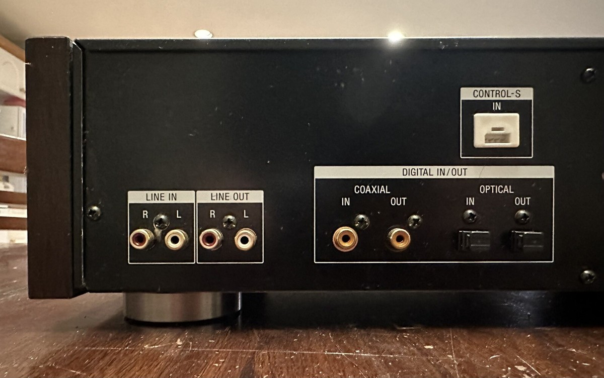 Sony DTC-57ES DAT Digital Audio Tape Player Recorder - Please Read