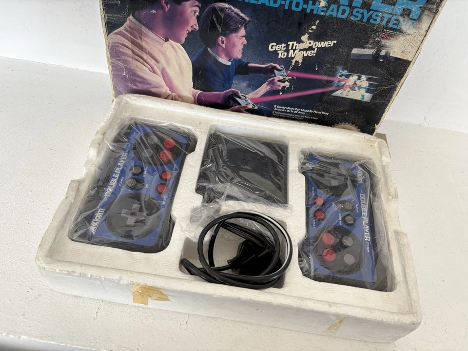 Nintendo NES Acclaim Double Player Wireless Head To Head System 1989 Boxed Rare - Image 2 of 4
