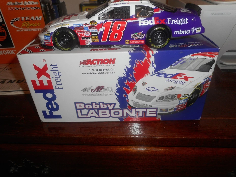 BOBBY LABONTE #18 FEDEX FREIGHT 2005 MONTE CARLO ACTION 1/24 CWC XXRARE - Image 2 of 4