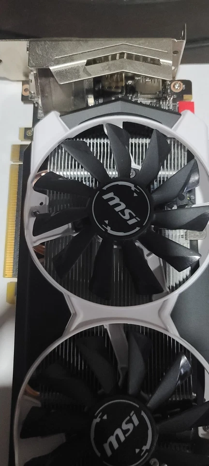 MSI NVIDIA GEFORCE GTX 960 2GD5T OC Graphics Card - Image 2 of 4