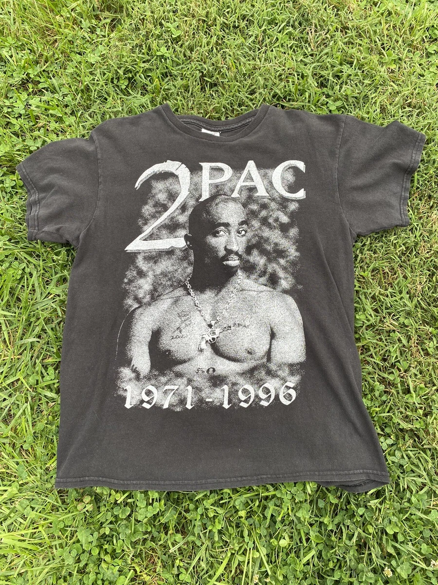 2pac vintage t shirt SIZE M