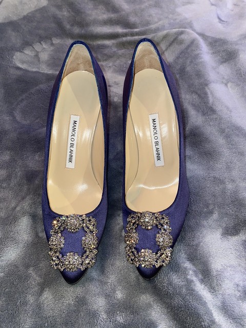 manolo blahnik hangisi 70 sale