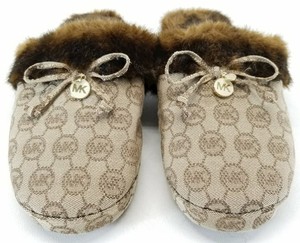 michael kors house slippers