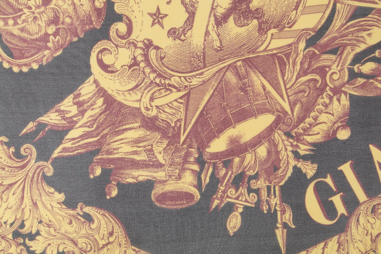 Authentic "Gianfranco Ferre" Scarf / Authentic Si… - image 7