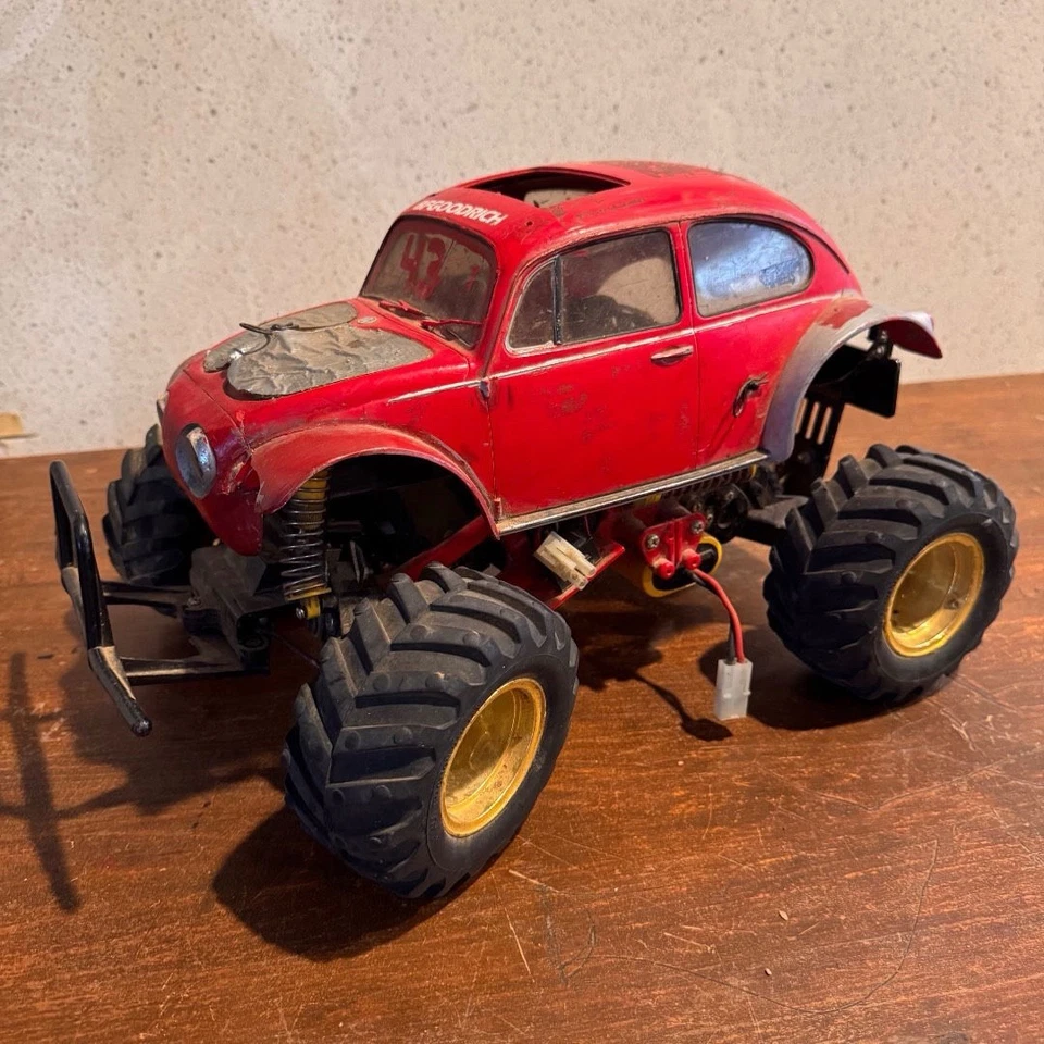 VINTAGE ORIGINAL 1980`s TAMIYA MONSTER BEETLE 58060 (1986) With Chargers! - Image 2 of 4