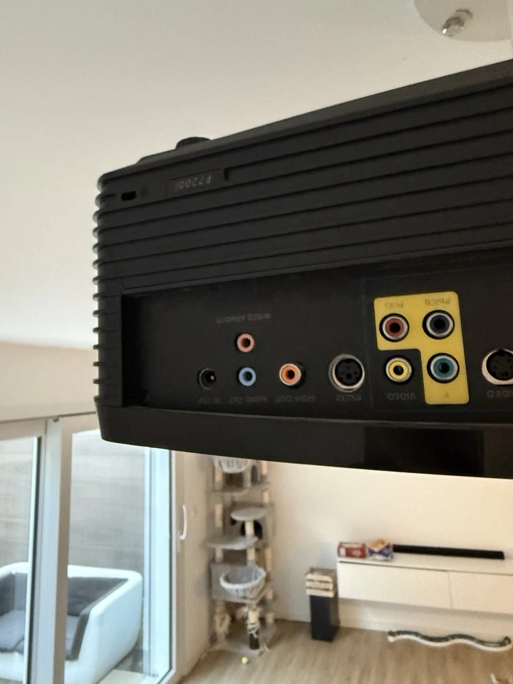 Beamer Heimkino Acer P7200i Full HD - Bild 4 von 4