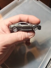 HOT WHEELS ASTON MARTIN DBS ENTRETENIMIENTO RETRO Bond 007 neumáticos faltantes sueltos