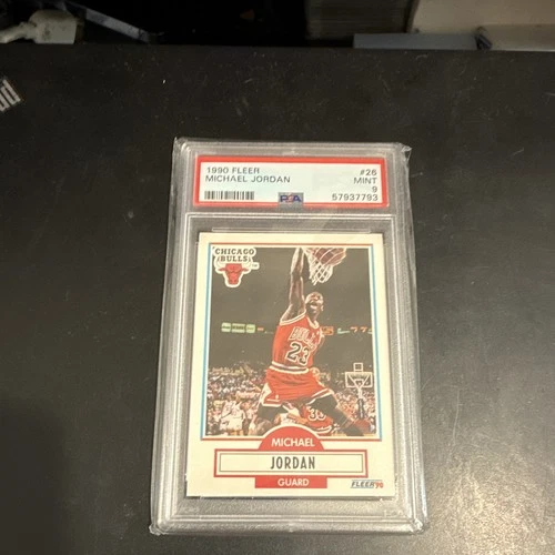 1990-91 Fleer - Michael Jordan #26 Black Line Above Biographical Information