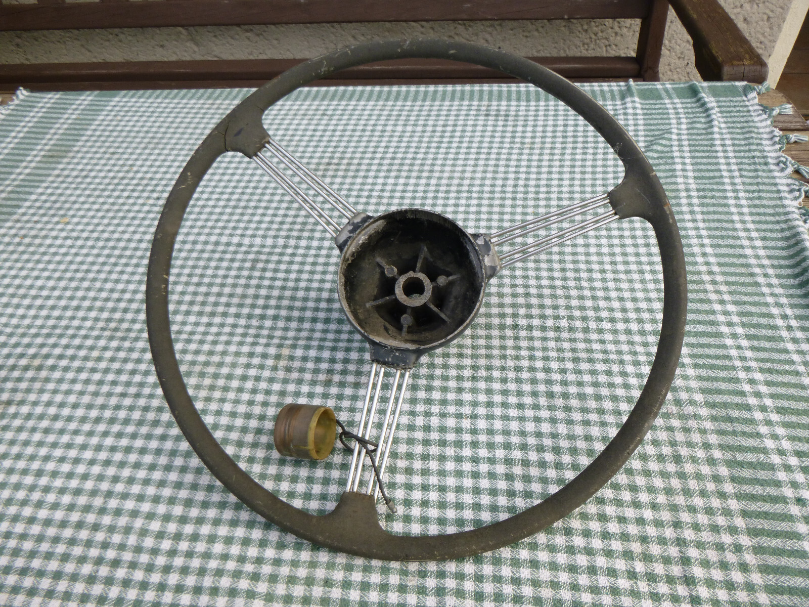 Picture 1 of 2