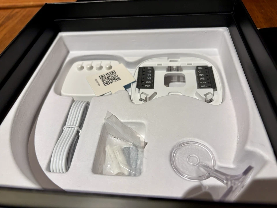 Ecobee4 Smart Thermostat with Built-in Alexa, Room Sensor Included - Image 4 of 4