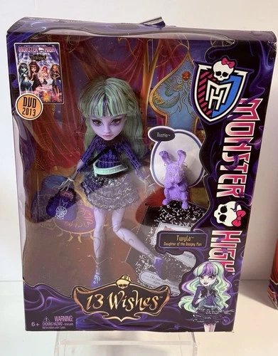 2012 - New in box Monster High Twyla Doll  13 Wishes Model  Y7708 - NO BOX WEAR