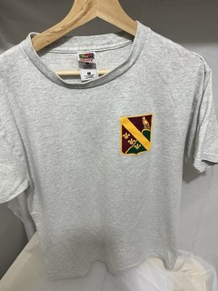 Fruit Of The Looms Heavy Cotton Harry Potter Gryffindor Crest Vintage