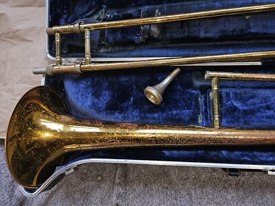 King Cleveland 605 Tenor Trombone, USA, w/ case and mouthpiece