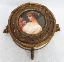 BEAUTIFUL ANTIQUE SEVRES PORCELAIN CAMEO BRONZE ORMOLU 4" POWDER BOX
