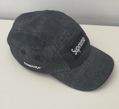 SS22 Supreme Coated Cordura Camp Cap schwarz Hutschachtel Logo