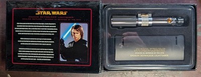 Master Replicas Anakin Skywalker .45 Scaled Lightsaber Episode III